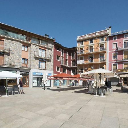 Edifici Herois Puigcerda Exterior photo